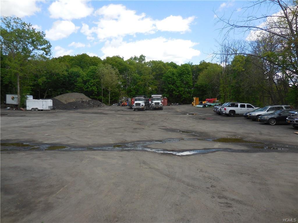 227 Union Avenue - Photo 1
