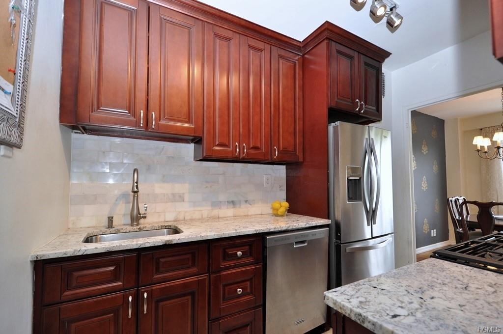 260 Garth Road - Photo 1