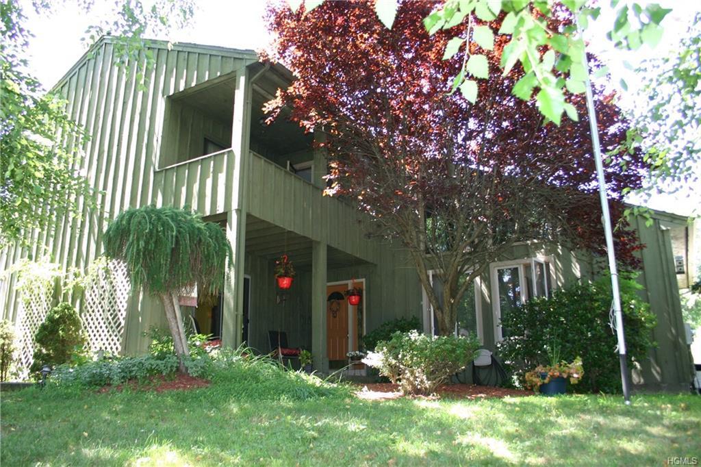 8 Fox Run Road - Photo 1