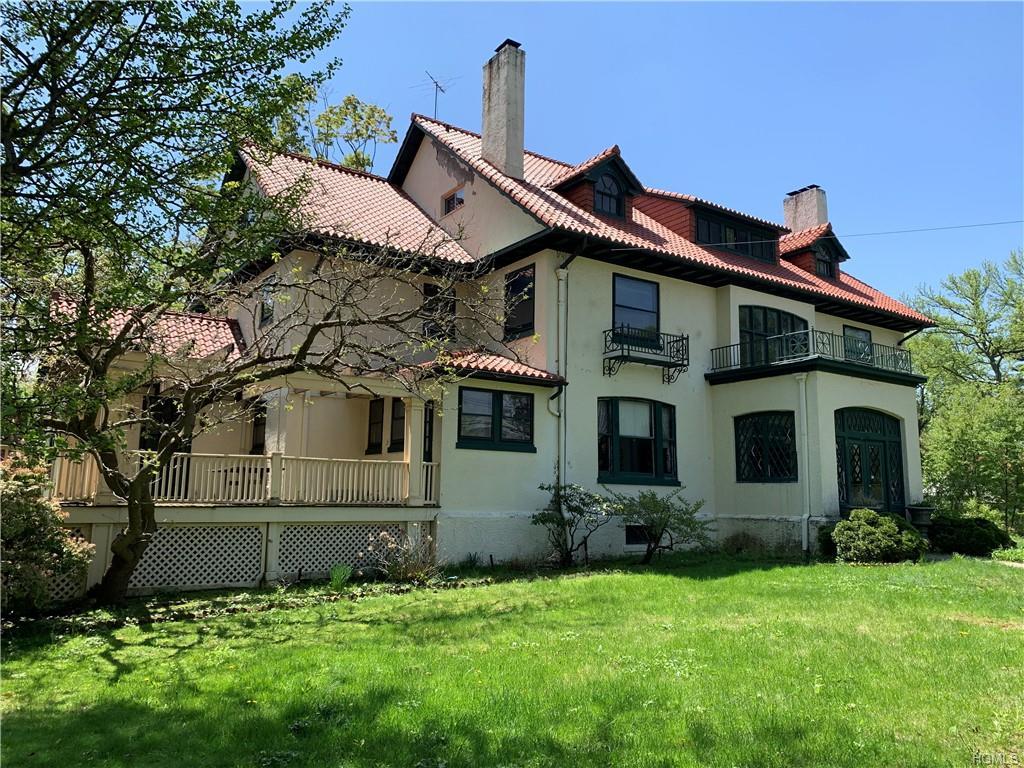 164 Boulevard - Photo 1