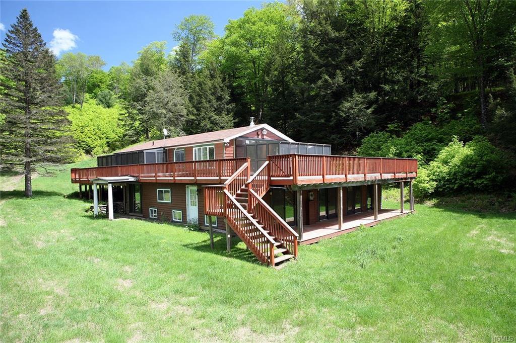 402 Grooville Road - Photo 1