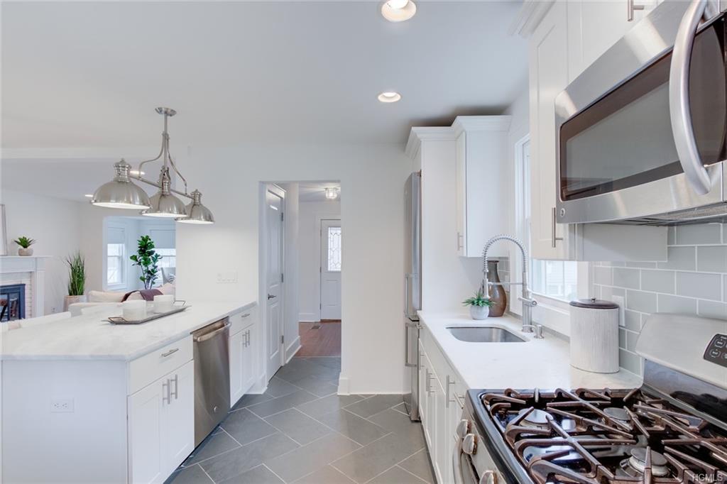 102 Potter Road - Photo 1