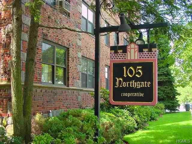 105 Garth Road - Photo 1