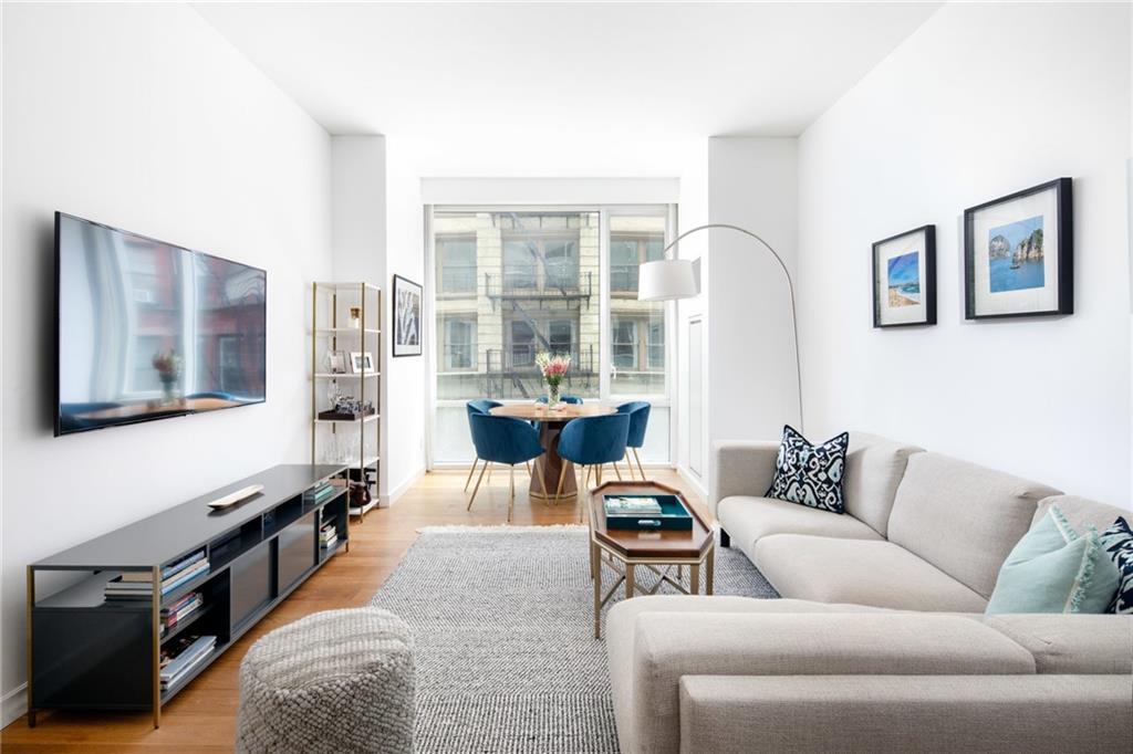 311 Broadway - Photo 1