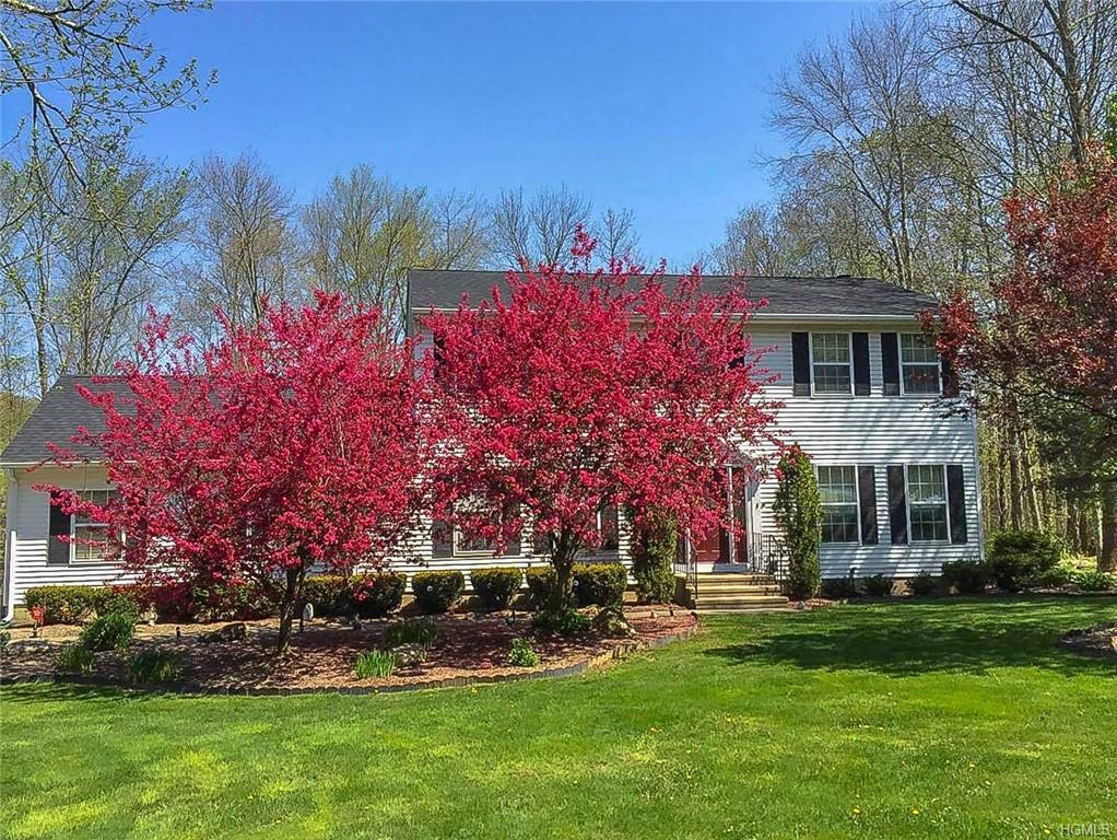 122 High View Drive - Photo 1