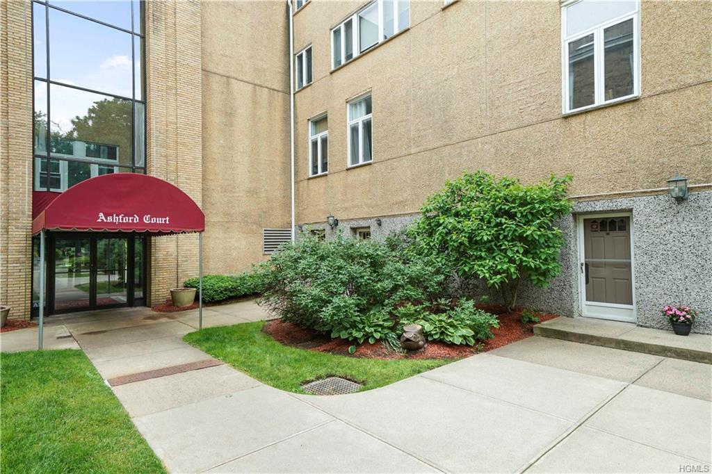 520 Ashford Avenue - Photo 1