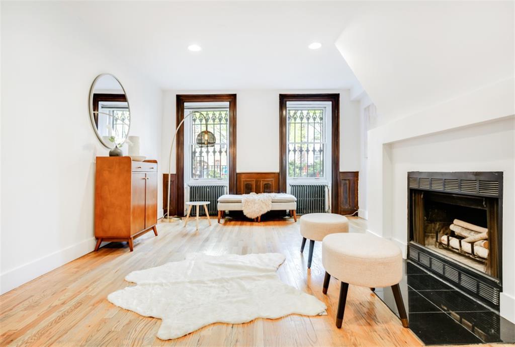 308 Clinton Avenue - Photo 1