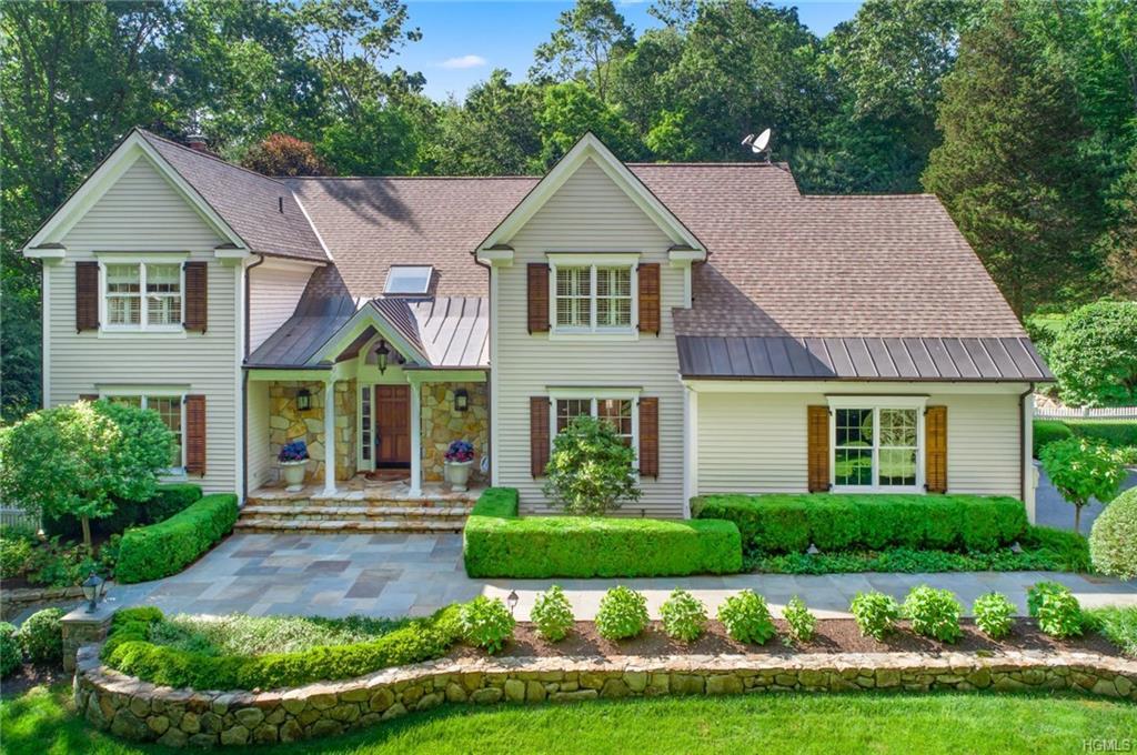 33 Sullivan Road - Photo 1
