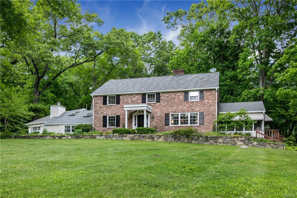 10 Hickory Nut Hill Road - Photo 1