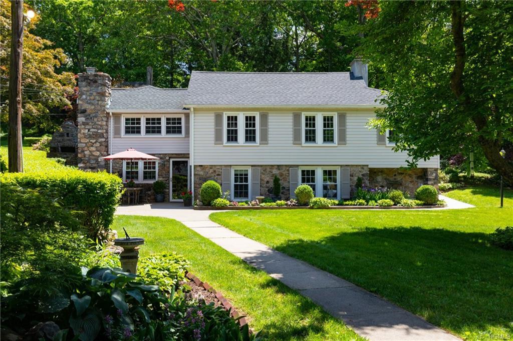 218 Daisy Lane - Photo 1