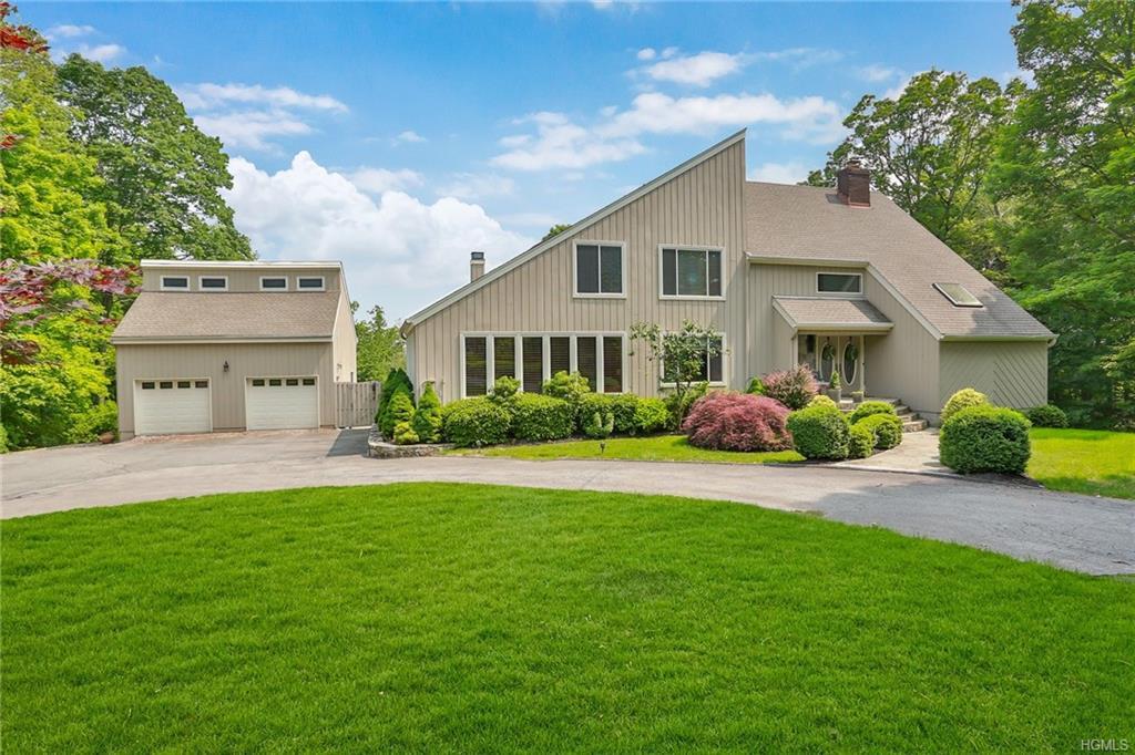 22 Cat Rocks Drive - Photo 1