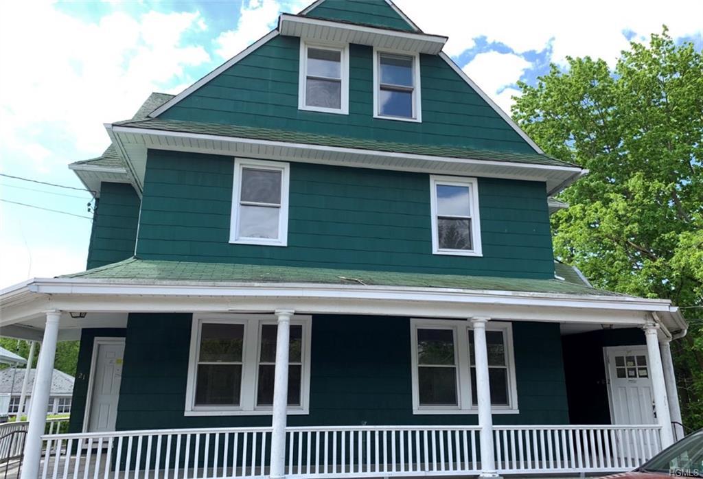 21 Rochambeau Avenue - Photo 1
