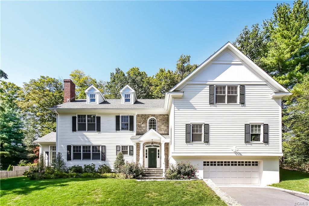 207 Fox Meadow Road - Photo 1