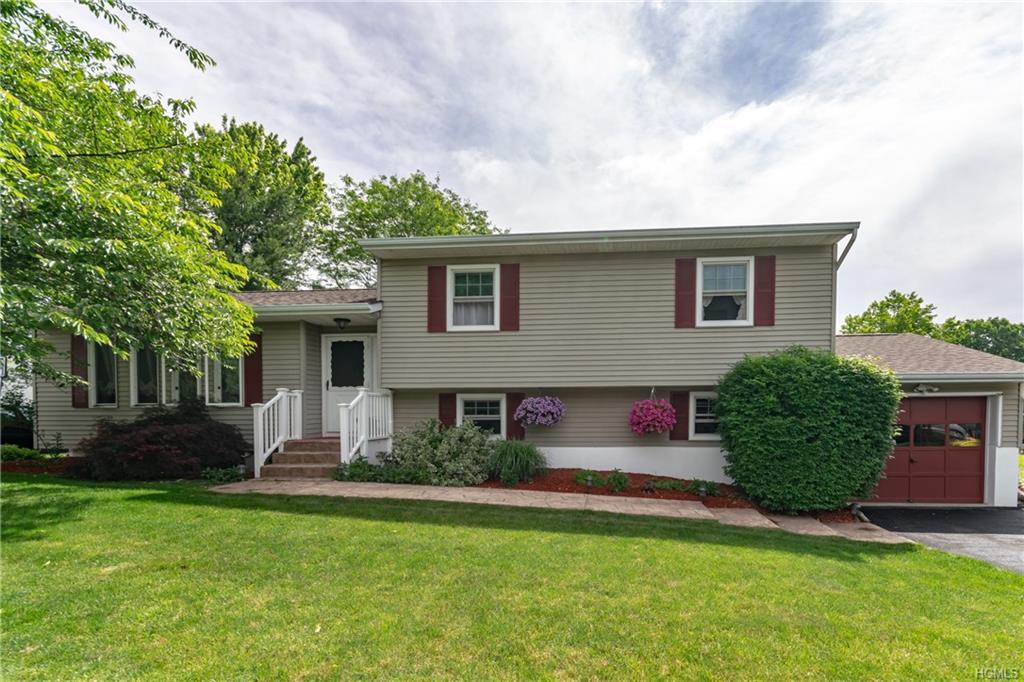 26 Somerset Drive - Photo 1