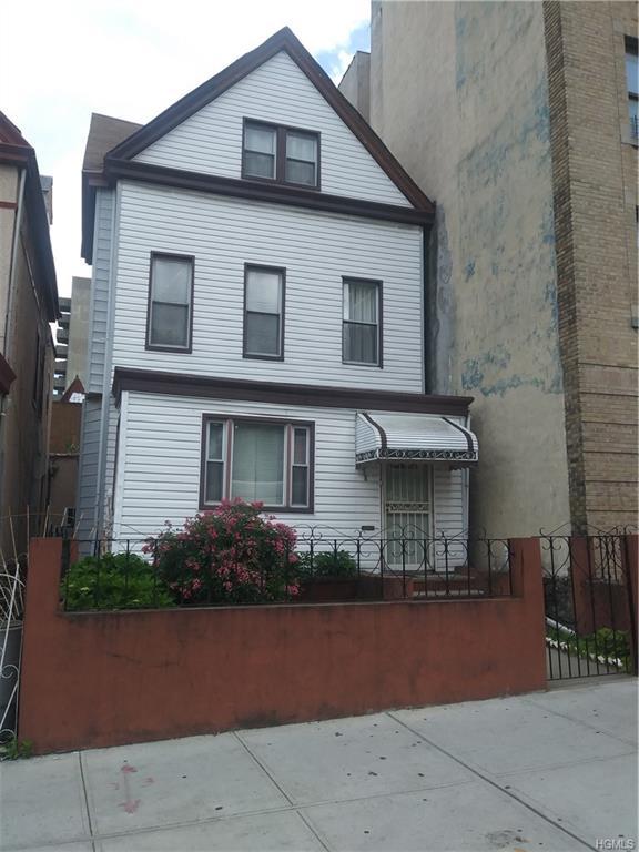 1978 Crotona Avenue - Photo 1