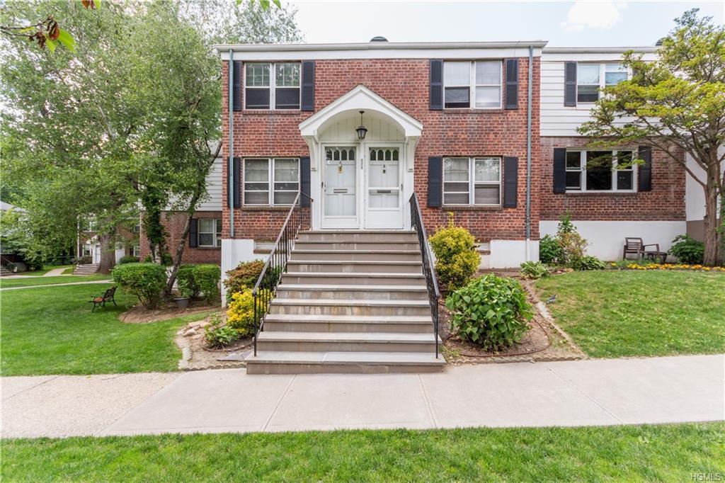 223 Peck Avenue - Photo 1