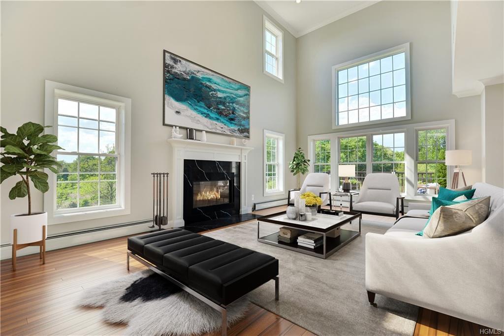 546 Mountainview Avenue - Photo 1