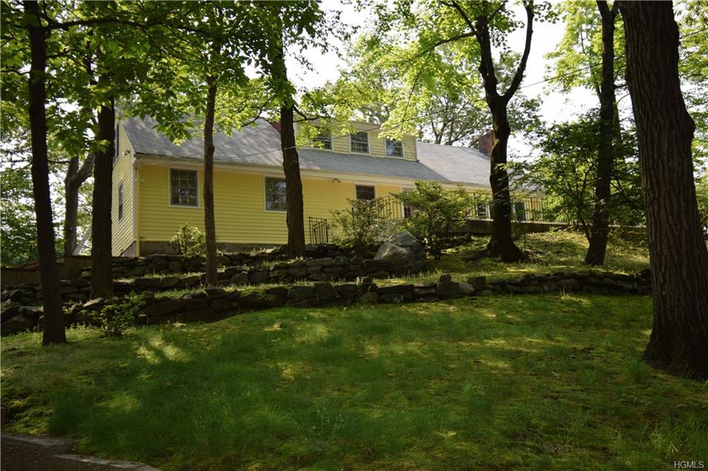23 Hillcrest Avenue - Photo 1