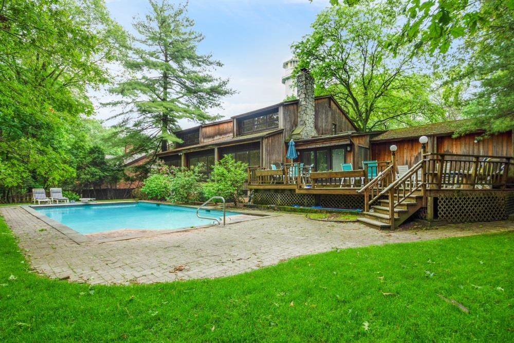 125 Merrick Avenue - Photo 1