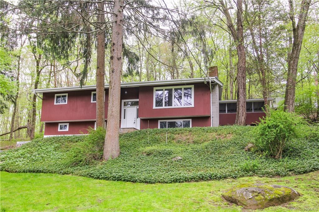 28 Watch Hill Road - Photo 1
