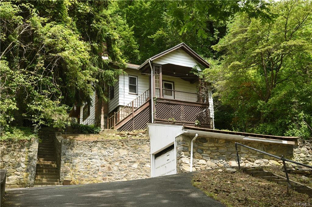 290 Mountain Road - Photo 1