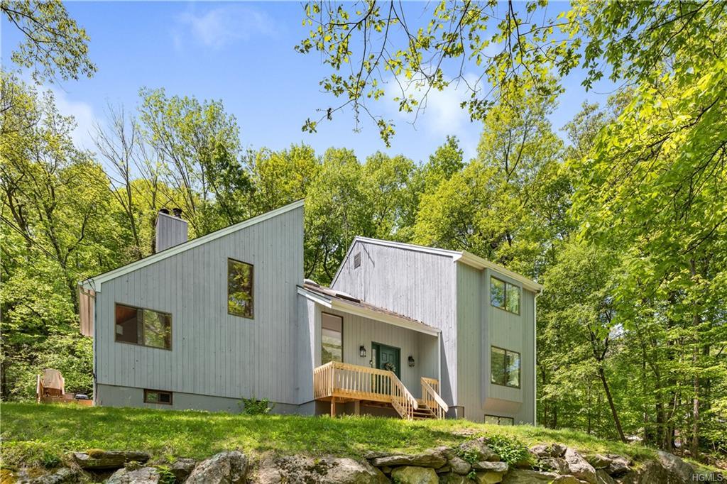 192 Salem Road - Photo 1