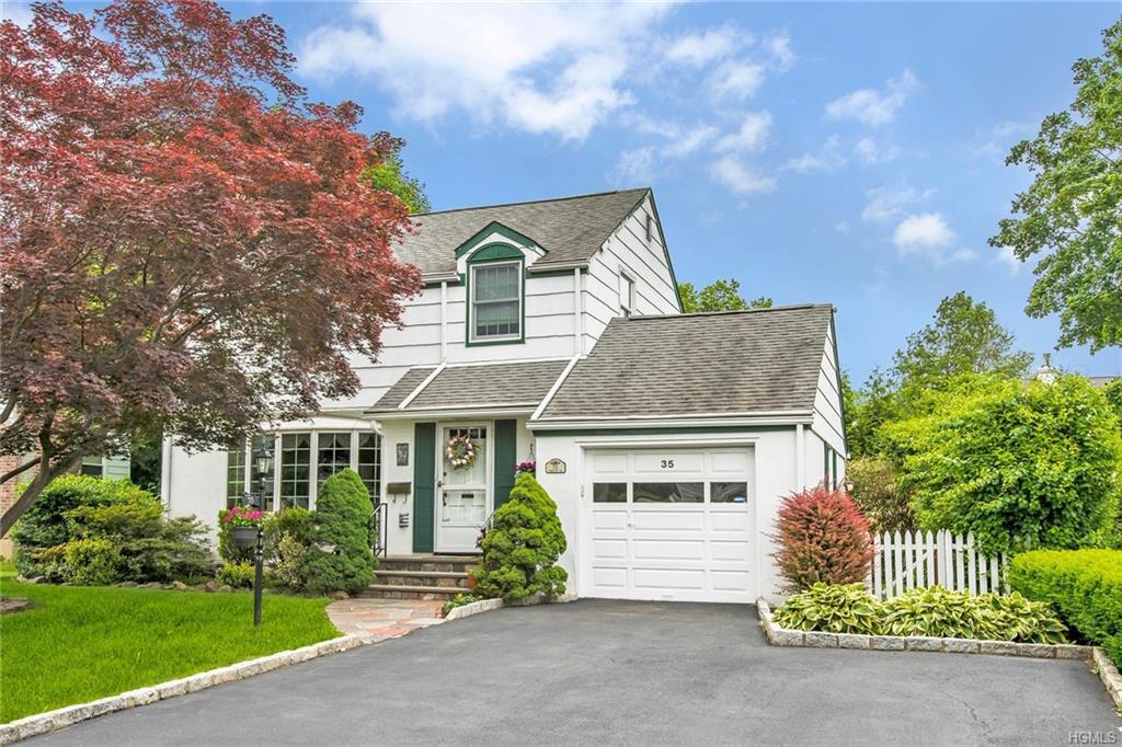 35 Longview Drive - Photo 1