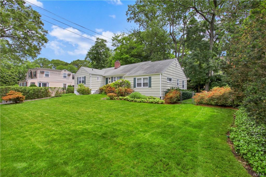 755 Forest Avenue - Photo 1