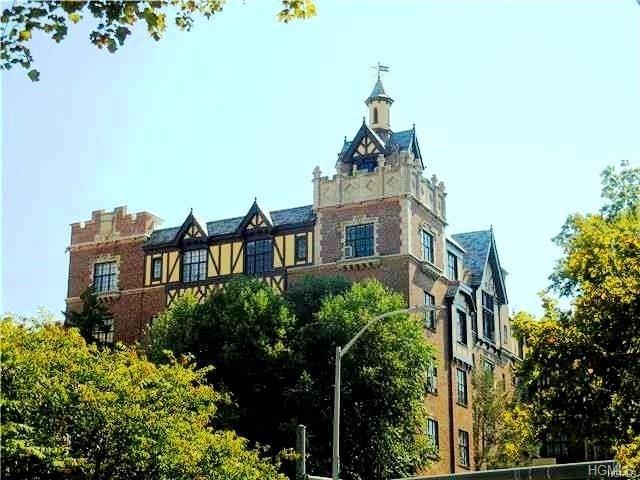 292 Main Street - Photo 1