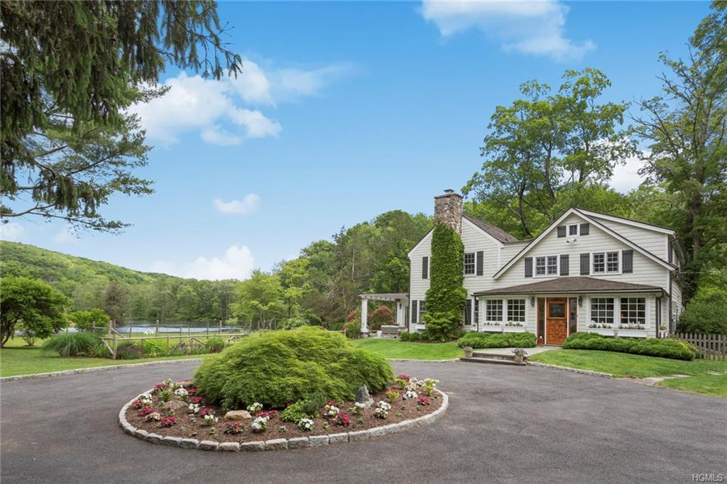 317 Stone Hill Road - Photo 1