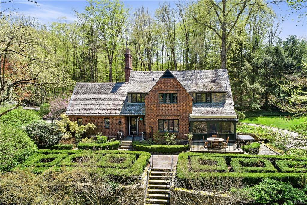 24 Old Stone Hill Road - Photo 1