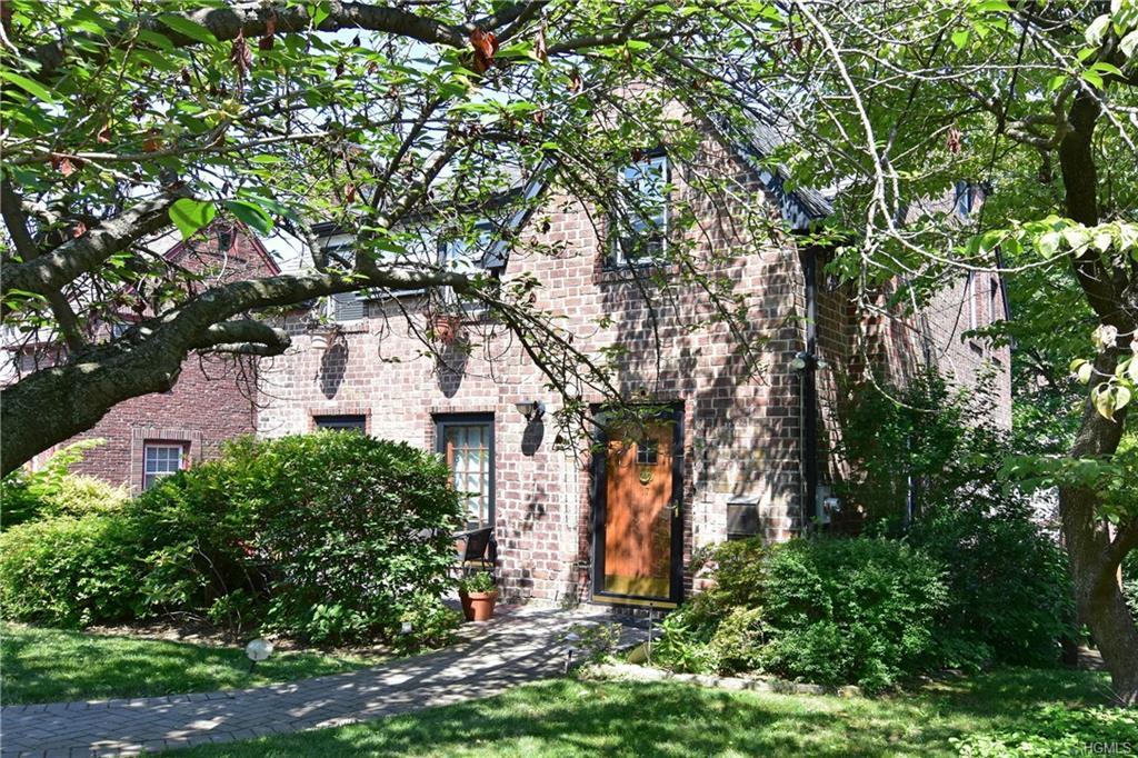 17 Cross Street - Photo 1