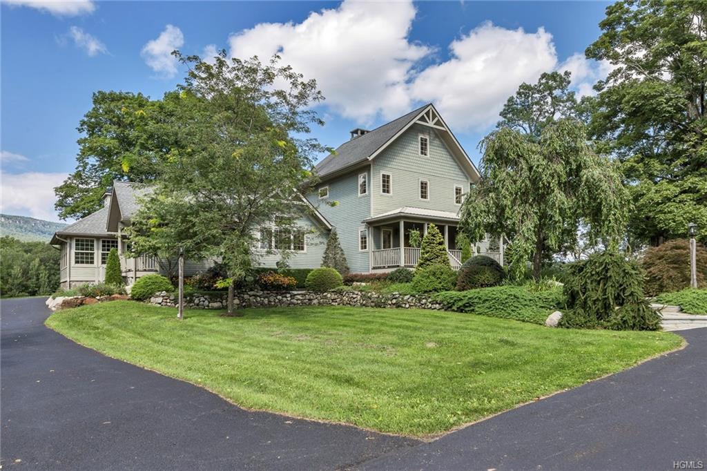 352 Mountain Road - Photo 1