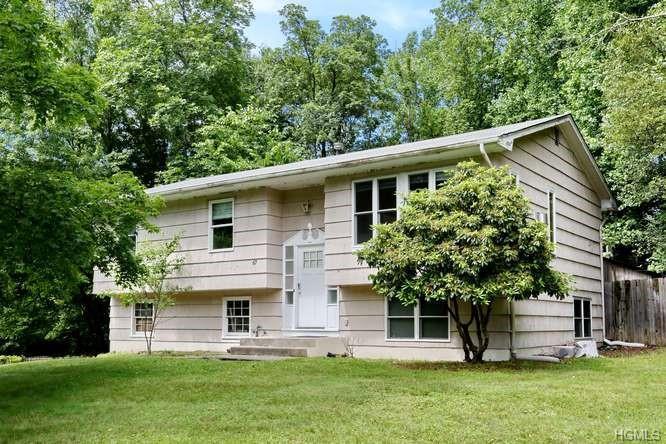 67 Laura Drive - Photo 1