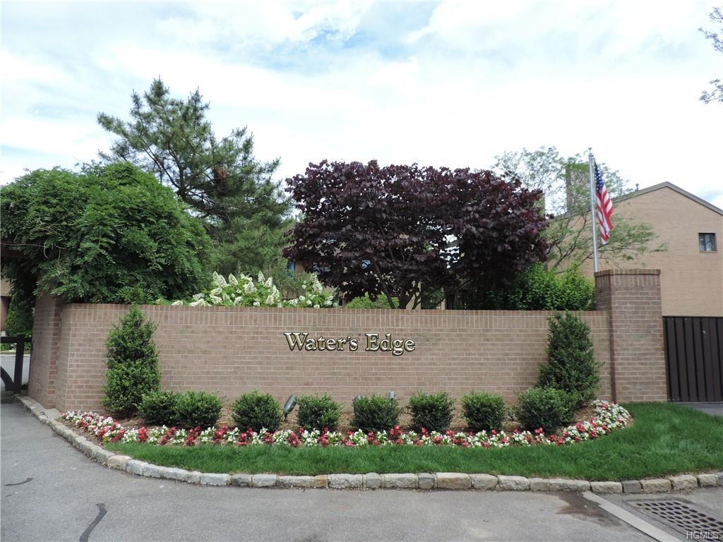 12 Waters Edge - Photo 1