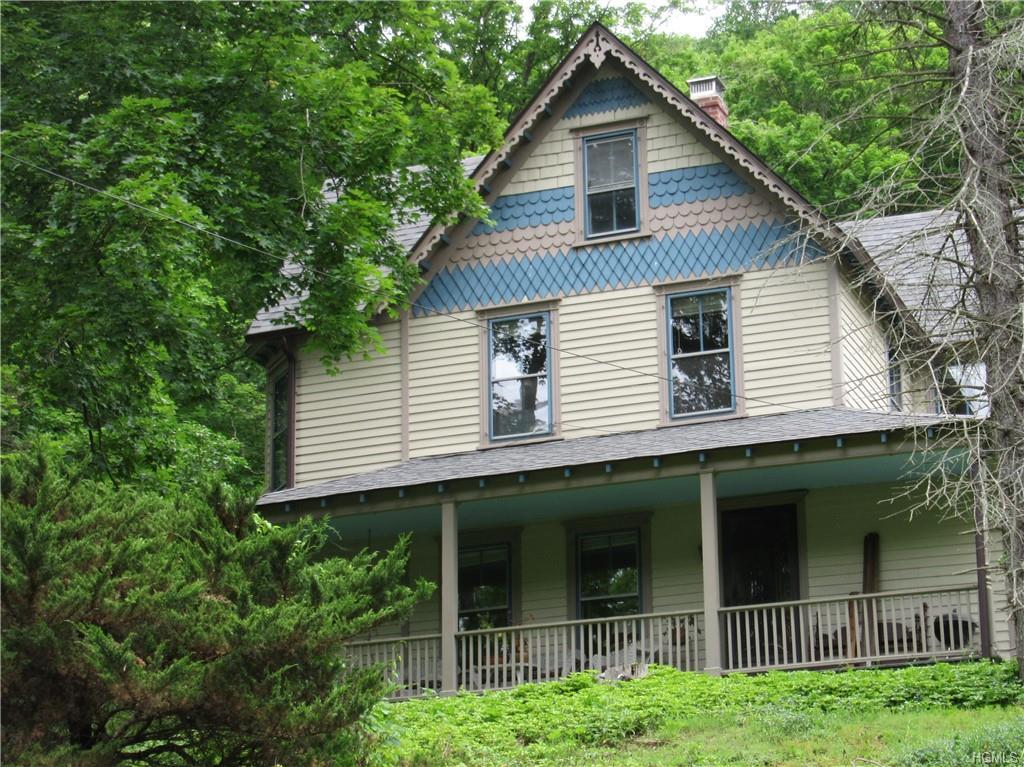 6 Maple Leaf Way - Photo 1