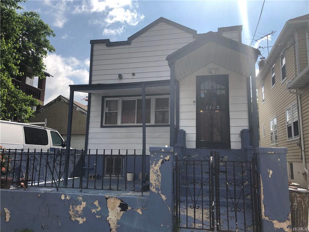 2762 Hone Avenue - Photo 1