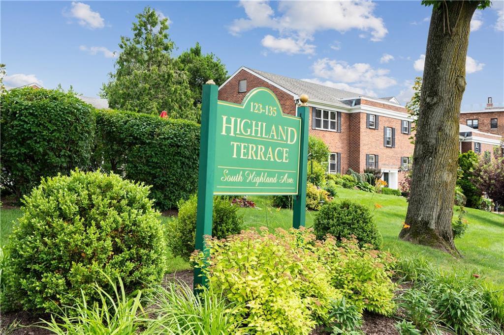 127 Highland Avenue - Photo 1