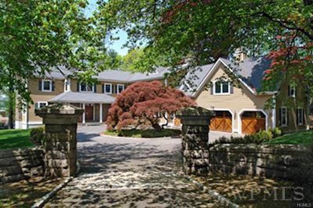 4 Dows Lane - Photo 1