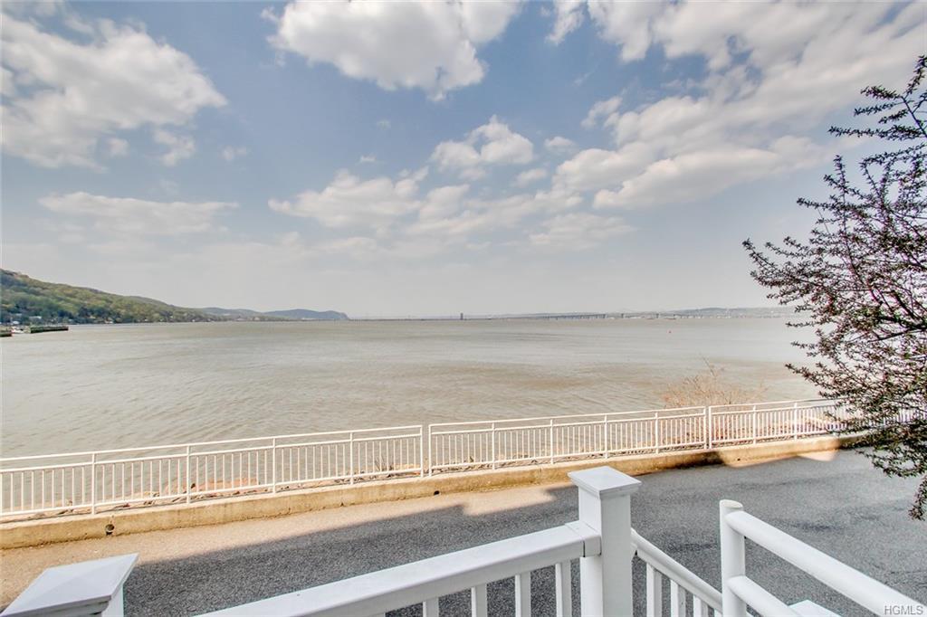 54 Harbor Cove - Photo 1