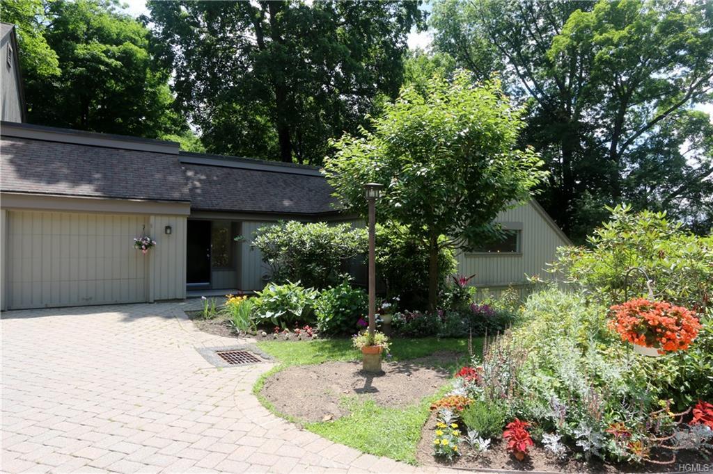 69 Heritage Hills - Photo 1