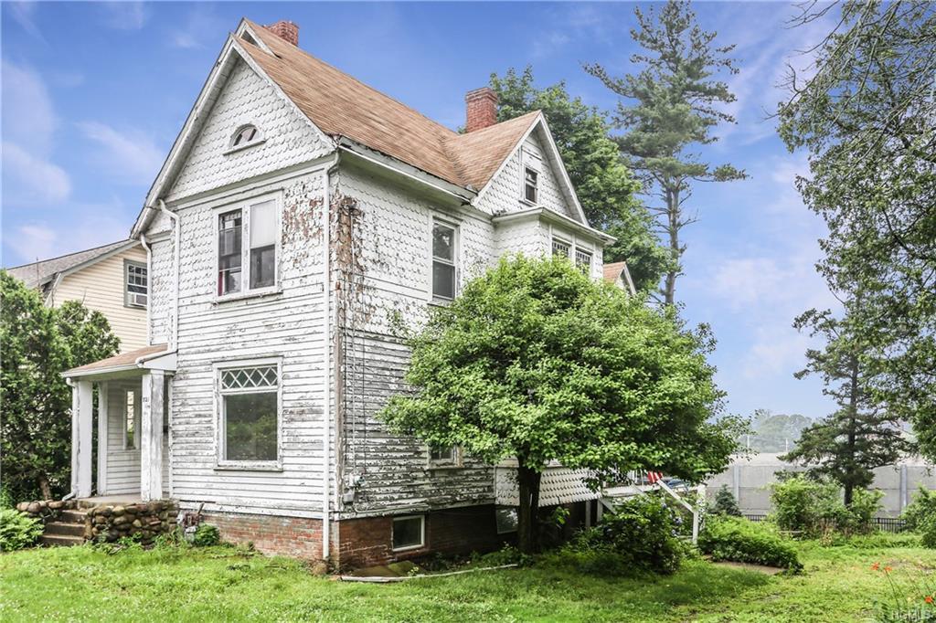 321 Broadway - Photo 1