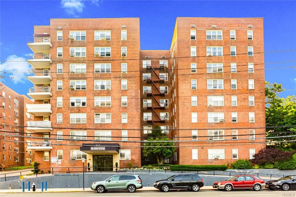 365 Bronx River Road - Photo 1