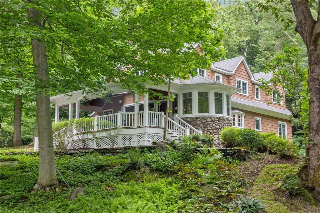 199 Sleepy Hollow Road - Photo 1