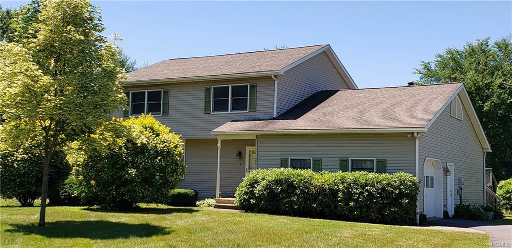 27 Edgewater Lane - Photo 1
