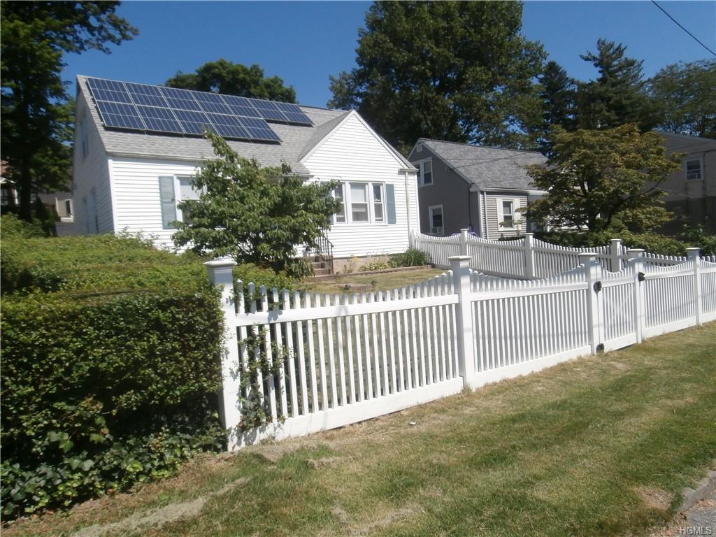 237 Morsemere Avenue - Photo 1