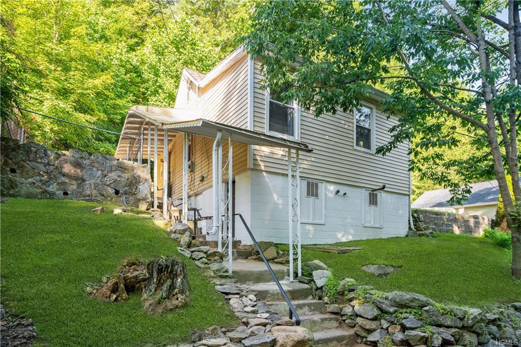 61 Beekman Drive - Photo 1