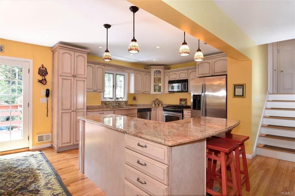 6 Alta Vista Circle - Photo 1