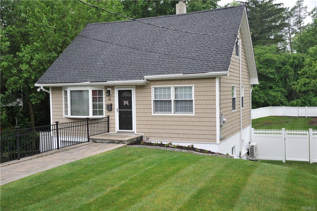 45 Lee Avenue - Photo 1