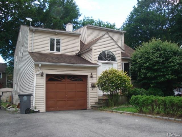 15 Ridgeway - Photo 1